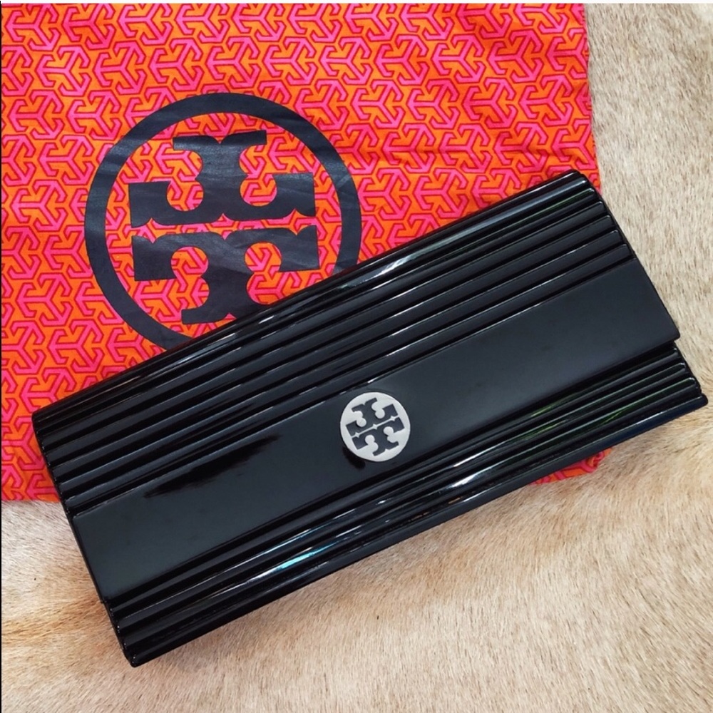 Tory Burch Hard Ribbed Clutch